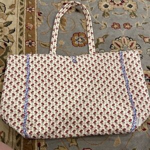 Vera Bradley NWT Hathaway Tote in pattern Rachel Ditsy sold out pattern